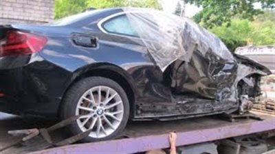 شاهد.. تحويل سيارة «Bmw» لـ zero بعد 20 دقيقة من حادث مروع