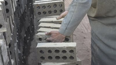 أسعار الطوب اليوم 2 يناير 2017.. و«الأسمنتي » بـ 630 جنيهًا