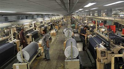 «نصر»: منتجات شرق آسيا تحاصر سوق «الغزل والنسيج» المحلى