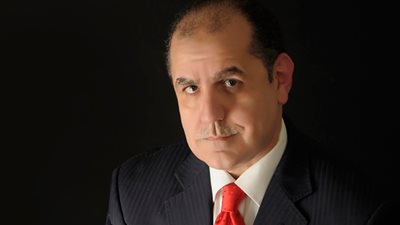 مصرفي: تجاوز الدين الخارجي 60 مليار دولار قريبًا