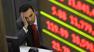 «جني الأرباح» يهوي بالبورصة 4 مليارات جنيه في الختام 