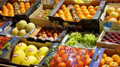 الفاكهة تواصل ارتفاعها.. والليمون بـ 12جنيها