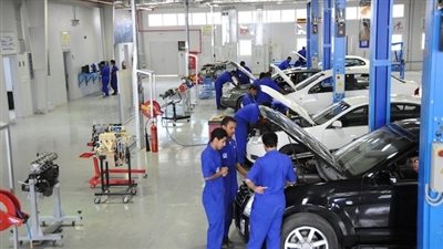 «سليمان»: نستهدف الوصول بالمكون المحلى فى صناعة السيارات إلى 60% 