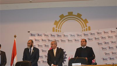 بالصور.. ختام فعاليات مؤتمر «أنا رائدة» بحضور وزير الصناعة 