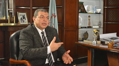 «القوى العاملة»: «اتفاقية» لحفظ حقوق 925 عاملاً بـ«طرة للأسمنت»