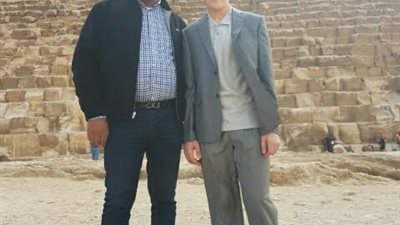 نجل رئيس بيلا روسيا يزور الهرم دعمًا للسياحة