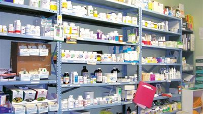 «موزعي الأدوية» تتعاون مع «الصيدليات» لتجميع الأصناف «منتهية الصلاحية»