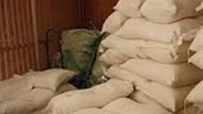 ضبط 300 كيلو «أسمدة مدعمة» قبل بيعها بالسوق السوداء