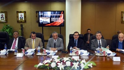 طارق الملا: تطوير منظومة المنتجات البترولية على رأس خطة الحكومة