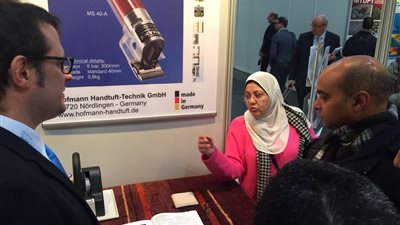 «مصر الخير» يبحث تصدير منتجات الغارمات مع مستثمرين بالخارج