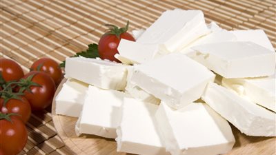 توقعات بانخفاض مبيعات الجبن والعصائر والوجبات الخفيفة في 2017