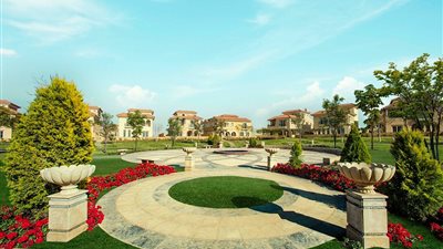 «هايد بارك» العقارية: ملتزمون بشروط التعاقد مع العملاء