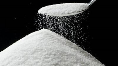 120 ألف طن سكر تصل الموانئ المصرية 