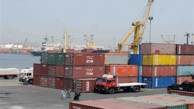 غلق بوغاز ميناء الإسكندرية بسبب سوء الأحوال الجوية