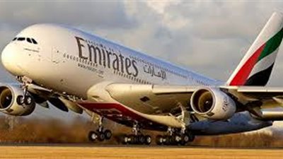 طيران الإمارات يطبق إجراءات قرار أمريكا بحظر الـ7 دول