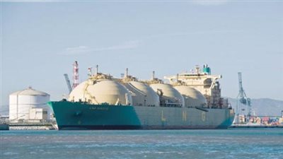 «إيجاس» تعقد اتفاقا لاستيراد 45 شحنة «غاز مسال»