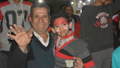 شاهد: فرحة الشارع المصري بالهدف الأول بشباك الكاميرون