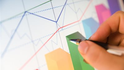 «قطاع الأعمال»: انخفاض بخسائر الحديد والصلب.. و51% تحسنا بنشاط الشركات
