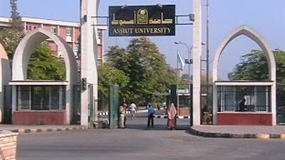 وزير التعليم العالي: أولوية لطلاب الوادي الجديد بمدينة أسيوط الجامعية 