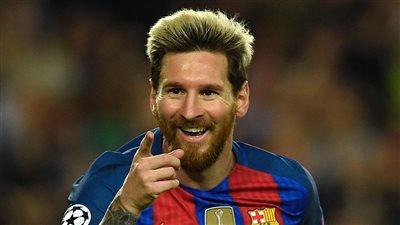 ليونيل ميسي ..الساحر الارجنتيني يزور الاهرامات..«انفوجراف»