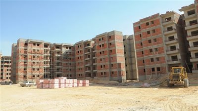 وزير الإسكان: تنفيذ 27 ألف وحدة بمدينة العبور 