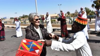 مدير اليونسكو تصل أسوان الدولي تنشيطا للسياحة