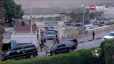 شاهد.. لحظة وصول ميسي لزيارة الأهرامات