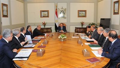 «السيسي» يستعرض المؤشرات الاقتصادية ويناقش قضية «أقباط سيناء»