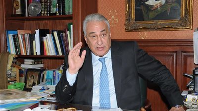 «سامح عاشور» يطعن على ضوابط الاشتراك بـ «النقابة»