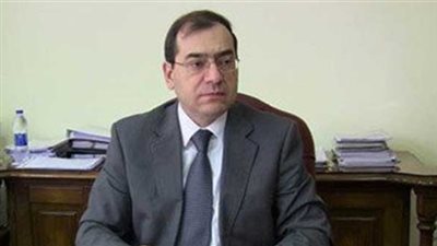 وزير البترول يتفقد الوحدات الإنتاجية بشركة الإسكندرية