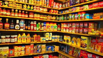 «المواد الغذائية»: تحديد هامش الربح يخلق سوقًا سوداء للسلع