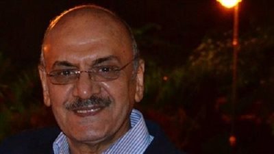 أبو زيد: «مصر للطيران» ساهمت في تعميق خسائر السياحة