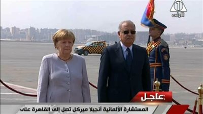 مراسم استقبال رسمية لـ«أنجيلا ميركل» بمطار القاهرة