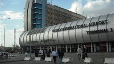 استقبال دبلوماسيين أفارقة بمطار القاهرة