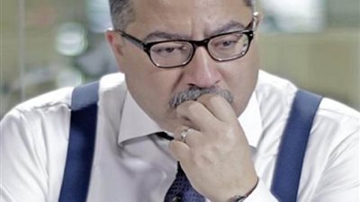 «كارتون البرلمان» يتسبب في استدعاء «إبراهيم عيسى» أمام النيابة