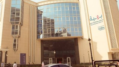 «الإسكان» تخصص 4 آلاف متر لمؤسسة «بهية لعلاج سرطان الثدي»