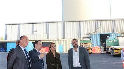 «نصر» تلتقي ممثلي صناديق الاستثمار العالمية بـ«مؤتمر دبي»