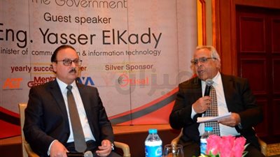 القاضى: قطاع الاتصالات ينمو بنسبة 11.2% 