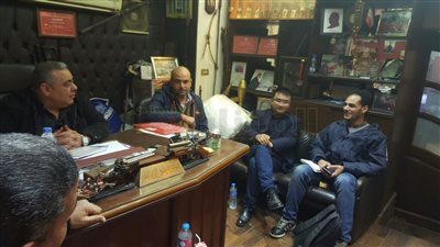 «الضرائب» تشعل أزمة بين تجار المحمول و«OPPO»