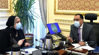 «مدبولي»: نعمل علي تفعيل مبادرة الشراكة الصناعية التكاملية