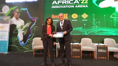 تكريم المدير التنفيذي لـ«مبادرة رواد النيل» خلال معرض2022  Cairo ICT