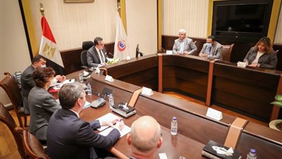 «عبد الغفار» يستقبل وفد «الاستثمار الأوروبي» لبحث فرص التعاون بالقطاع الصحي