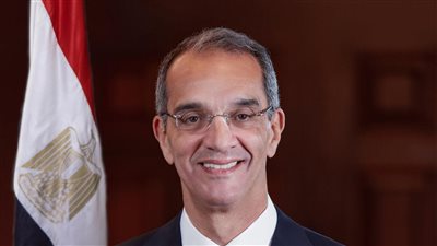 زيارة عاجلة لوزير الاتصالات الي المانيا..تعرف علي التفاصيل