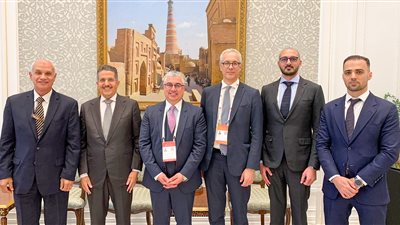 رئيس المنطقة الاقتصادية يشارك في الاجتماع السنوي للبنك الأوروبي لإعادة الإعمار والتنمية بأوزبكستان