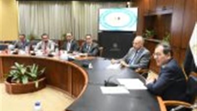 وزير البترول: تعميم تقنية الصرف الصناعى بدون مخلفات فى كل مشروعات القطاع