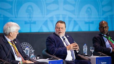 «المركزي» يشهد إصدار تقرير آفاق الاقتصاد الأفريقي لعام 2023