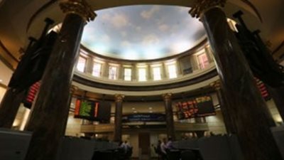 تباين مؤشرات البورصة في مستهل تعاملات الخميس
