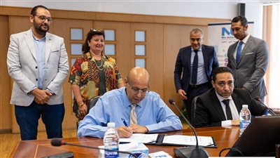 «جامعة النيل» توقع بروتوكول تعاون لتأهيل العاملين بالتصدير