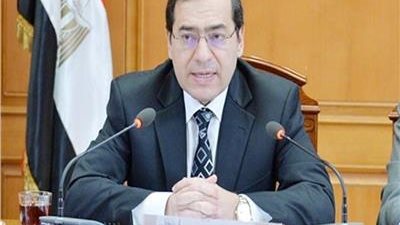  وزير البترول يصدر حركة تكليفات وتنقلات لنواب ومديرى عموم بشركات القطاع