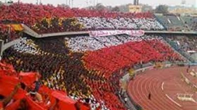 الأهلي يتسلم 4 ملايين دولار مكافأة الفوز ببطولة أفريقيا من الكاف